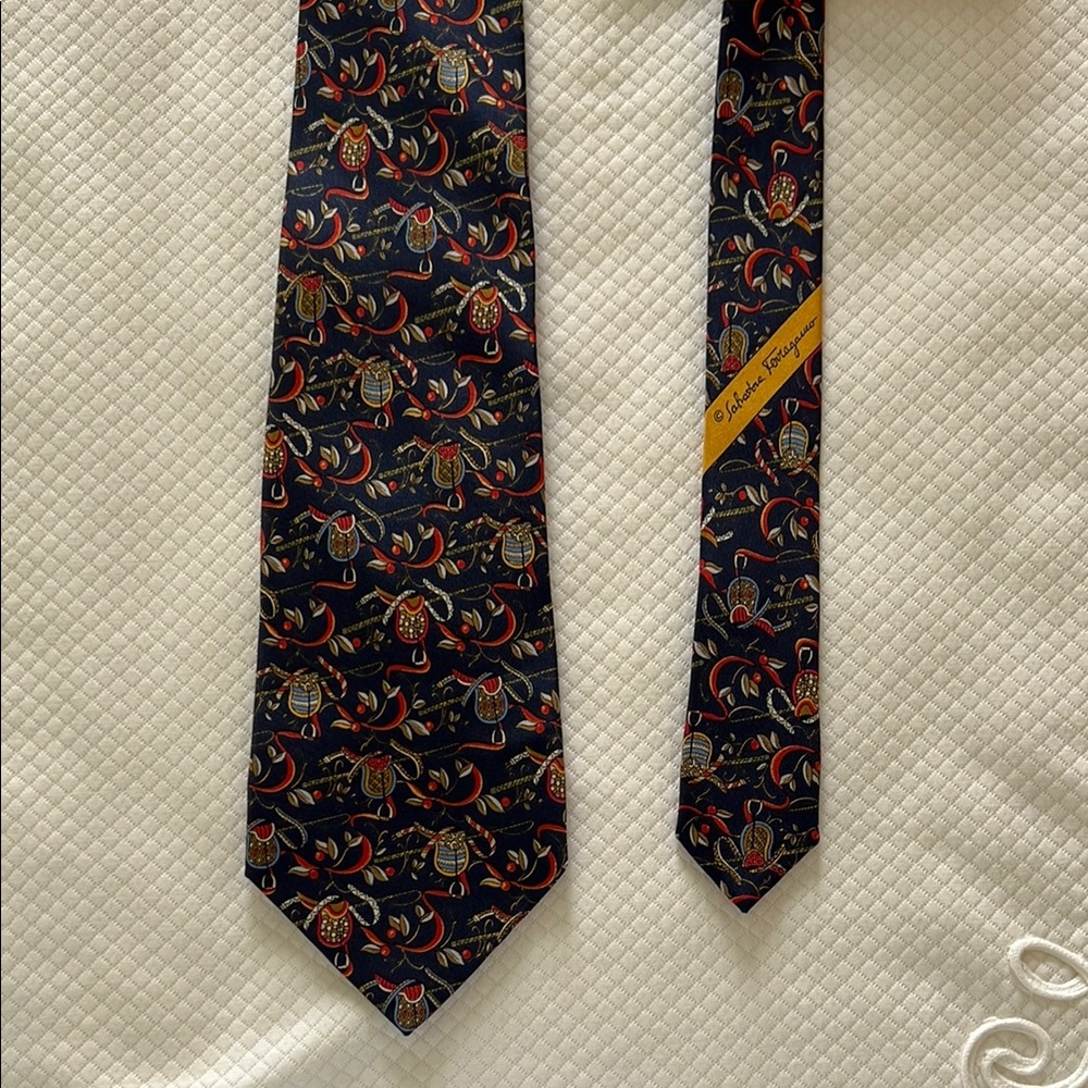 Salvatore Ferragamo Floral Silk Tie Navy